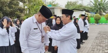 39 ASN Kemenag Sampang Terima Satya Lancana Karya Satya